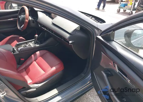 2023 Mazda Mazda3 2.5 S Carbon Edition z USA, uszkodzony, nr VIN JM1BPALM2P1606784